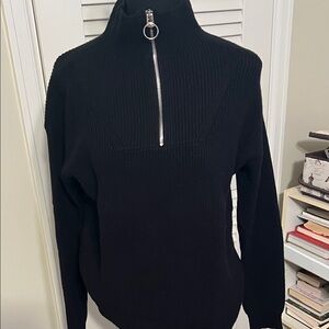 Elliott Lauren knit sweater size M.